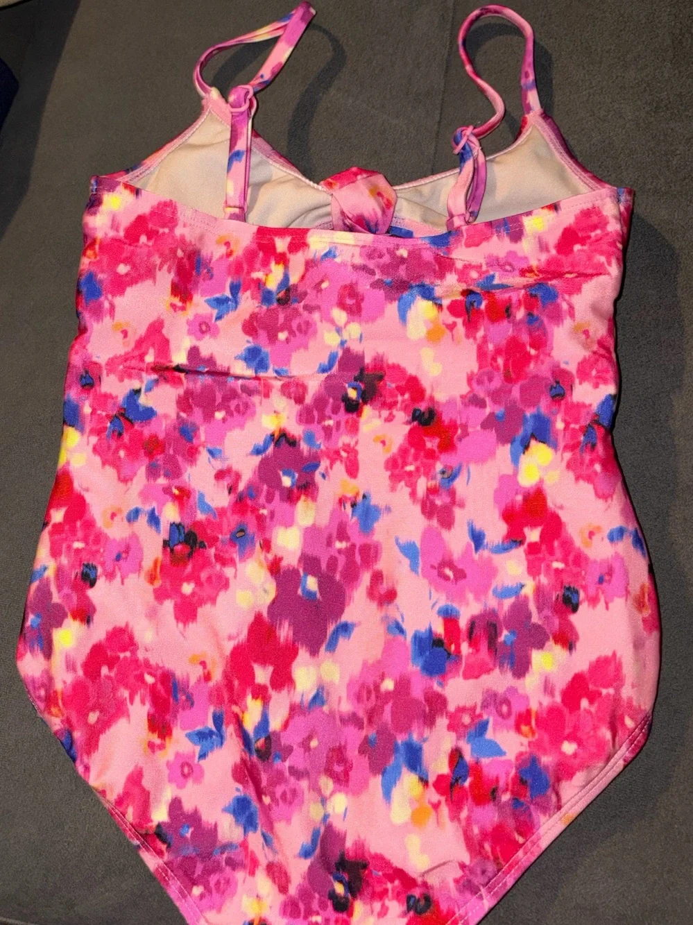 art class bright pink